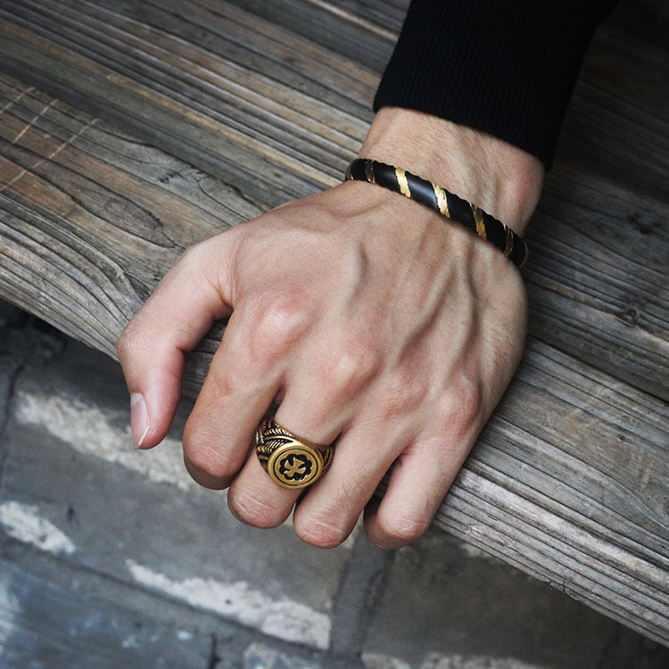 Retro-style titanium steel couple rings