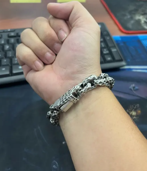 Men's bracelet made of silver-plated titanium steel, 12.5mm thick, Hip Hop style.